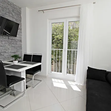 Tonino Apartment *