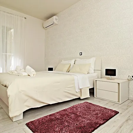 Apartment Tonino Zadar