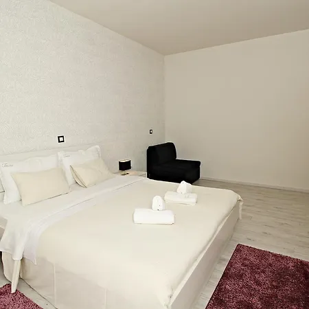 Tonino Apartment *
