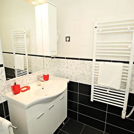 Tonino Apartment Zadar